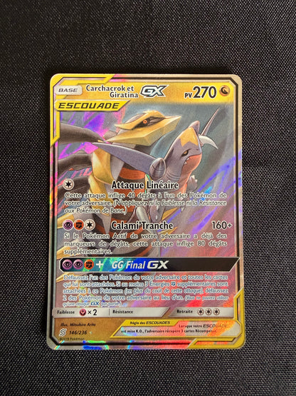 Carchacrok et Giratina GX 146/236