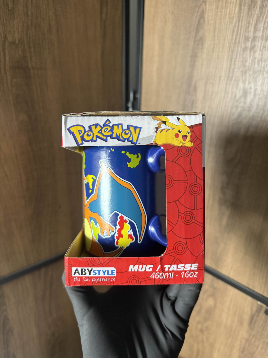 POKEMON Mug Dracaufeu effet métal Grand Contenant